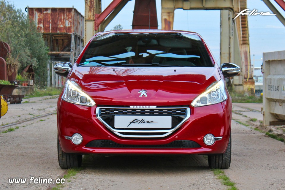 Photo essai Peugeot 208 GTi Rouge Rubi 1.6 THP 200 ch