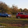 Photo Peugeot 205 GTi Bleu Miami et Peugeot 208 GTi Rouge Rubi