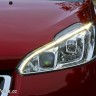 Photo phare avant premium Peugeot 208 GTi Rouge Rubi 1.6 THP 200