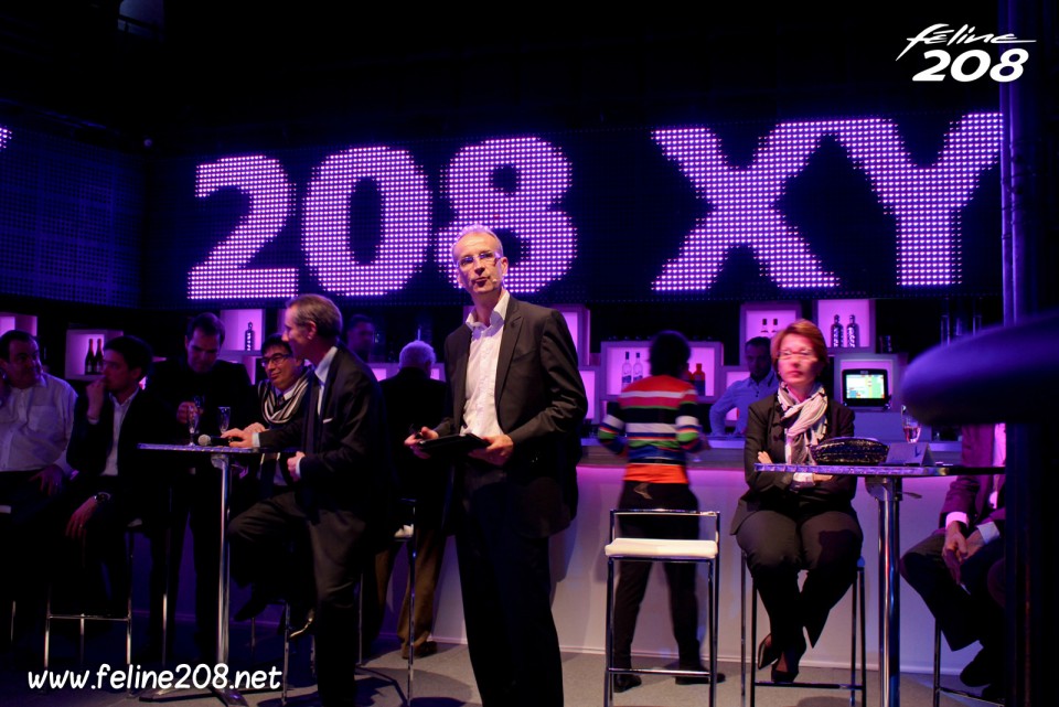 Conférence de presse 208 XY - Essais Peugeot 208 XY - Mars 2013 - 1-009