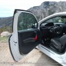 Portière ouverte Peugeot 208 GTi 1.6 THP 200 Blanc Banquise (2013) - 1-018