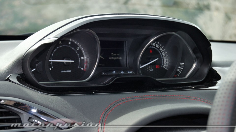 Compteurs Peugeot 208 GTi 1.6 THP 200 Blanc Banquise (2013) - 1-023