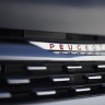 Photo sigle Peugeot 208 GTi restylée Ice Silver (2015)