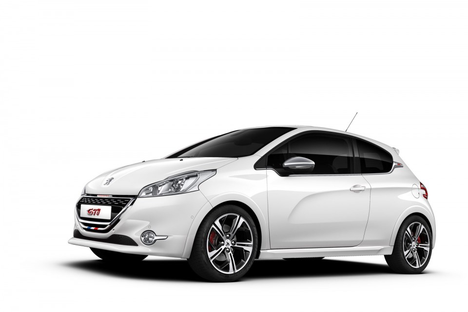 Peugeot 208 GTi Blanc Banquise Edition Limitée FR - Photo officielle - 1-007