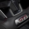 Insert GTi volant Peugeot 208 GTi - Photo officielle - 1-024