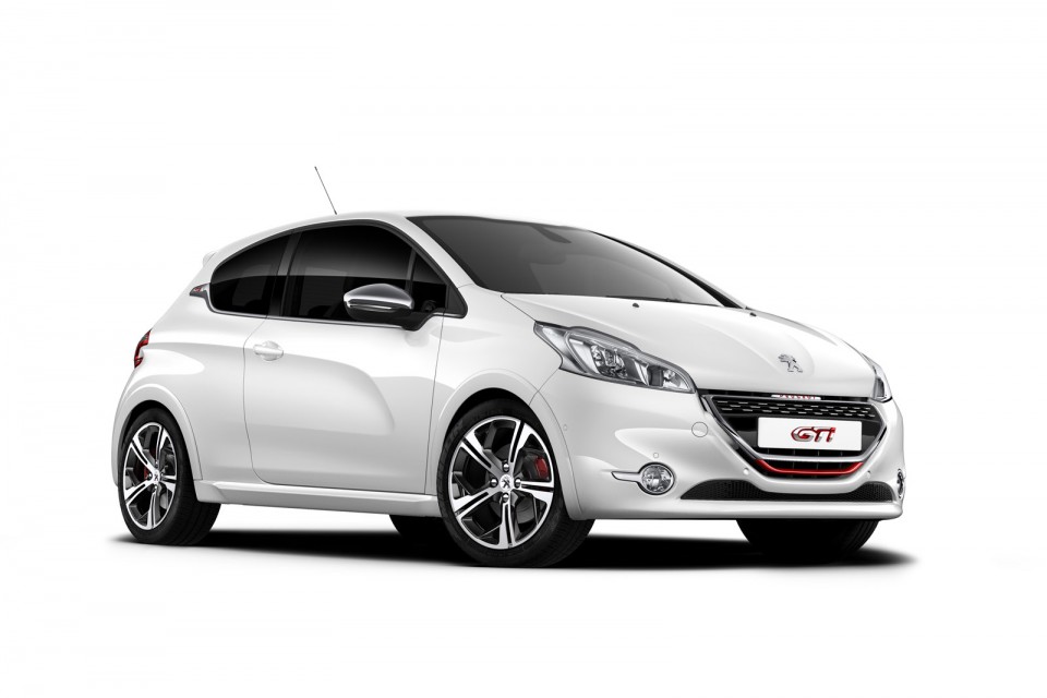 Photo 208 GTi Blanc Banquise - Photo officielle - 1-028