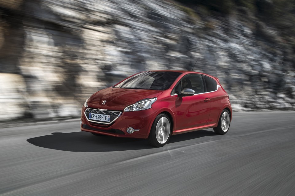 Peugeot 208 GTi - Rouge Rubi - 1.6 THP 200 - Côte d'Azur - 3-007