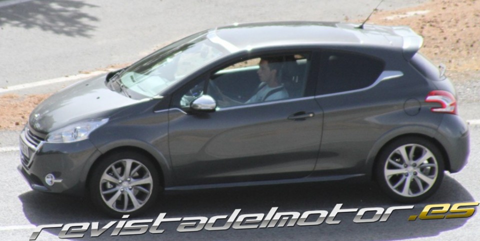 Spyshot Peugeot 208 GTi Mulet Gris Shark - 017