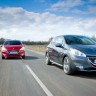 Peugeot 208 GTi Gris Shark et Rouge Rubi, version UK (RHD) - 2-002