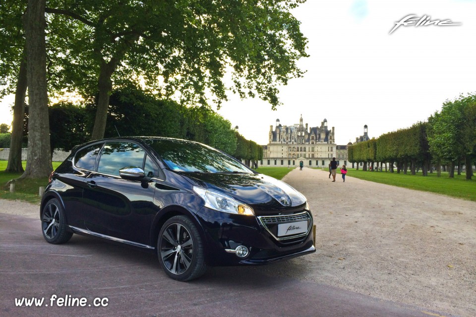Photo essai Peugeot 208 XY Dark Blue 1.6 THP 155 ch