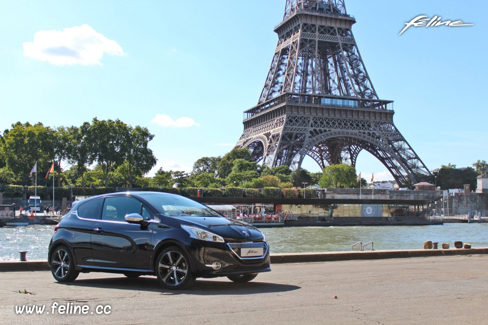 Photo essai Peugeot 208 XY Dark Blue 1.6 THP 155 ch