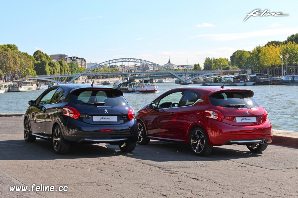 Photo Peugeot 208 GTi Rouge Rubi & 208 XY Dark Blue 1.6 THP 155