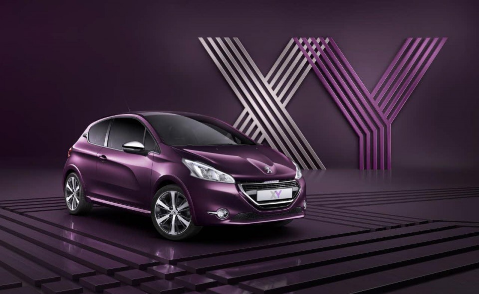 Photo Peugeot 208 XY Purple Night - 3-001