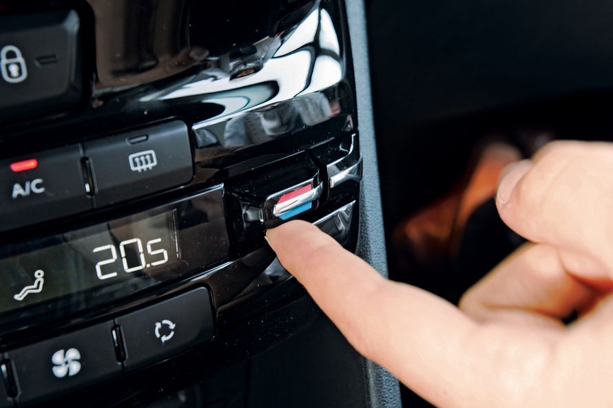 Climatisation automatique bi-zone Peugeot 208