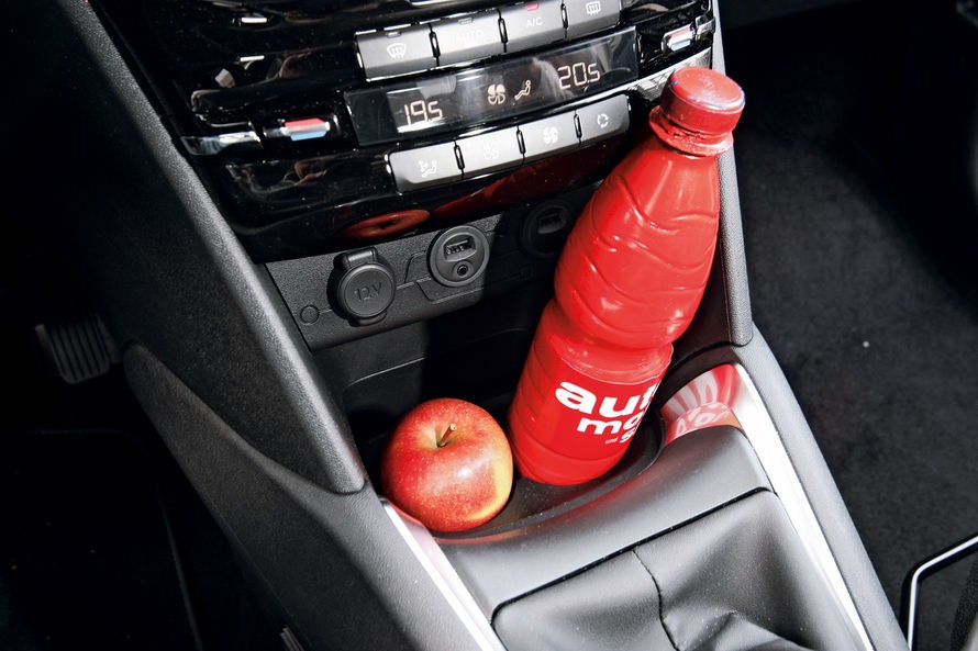 Porte gobelets Peugeot 208