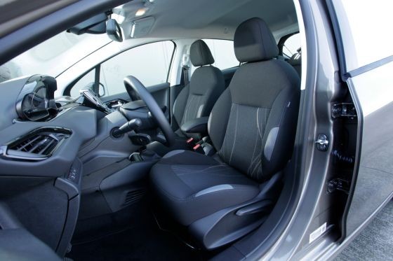 Intérieur Tissu Curve Noir Mordoré Peugeot 208 Active Spirit Grey - 013