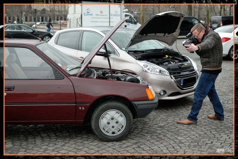 Comparatif Peugeot 208 Féline Blossom Grey et Peugeot 205 GR Bordeaux 001
