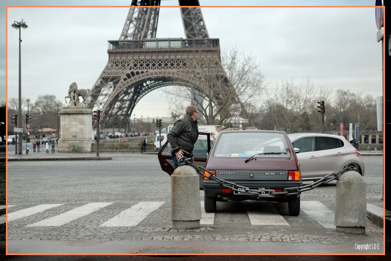 Comparatif Peugeot 208 Féline Blossom Grey et Peugeot 205 GR Bordeaux 004