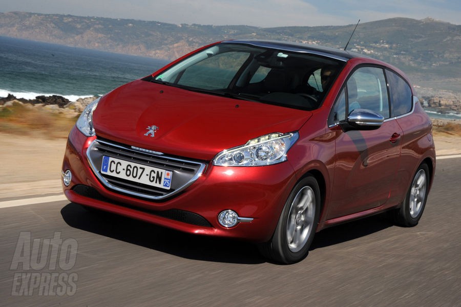 Essai Peugeot 208 Allure - Rouge Erythrée - 3 portes 01