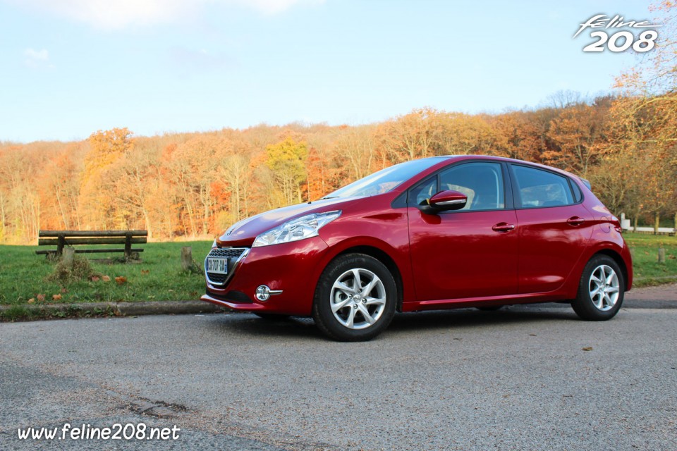 Photo Essai Peugeot 208 Active Rouge Rubi - 1.2l e-VTi 82 ETG5 - 1-010