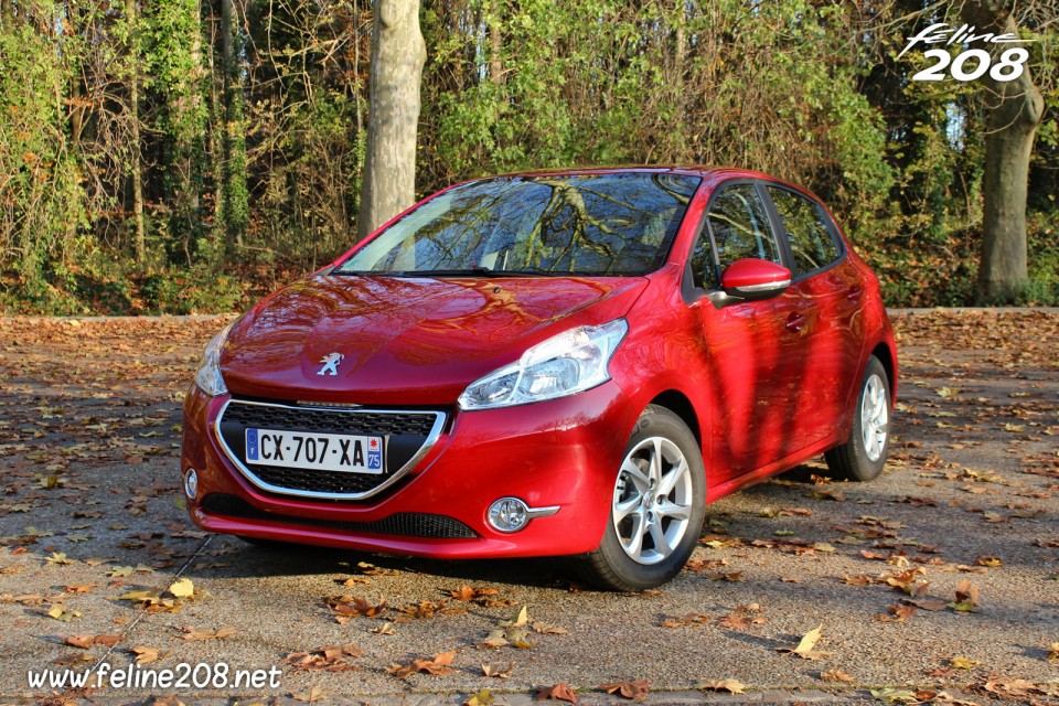 Photo Essai Peugeot 208 Active Rouge Rubi - 1.2l e-VTi 82 ETG5 - 1-013