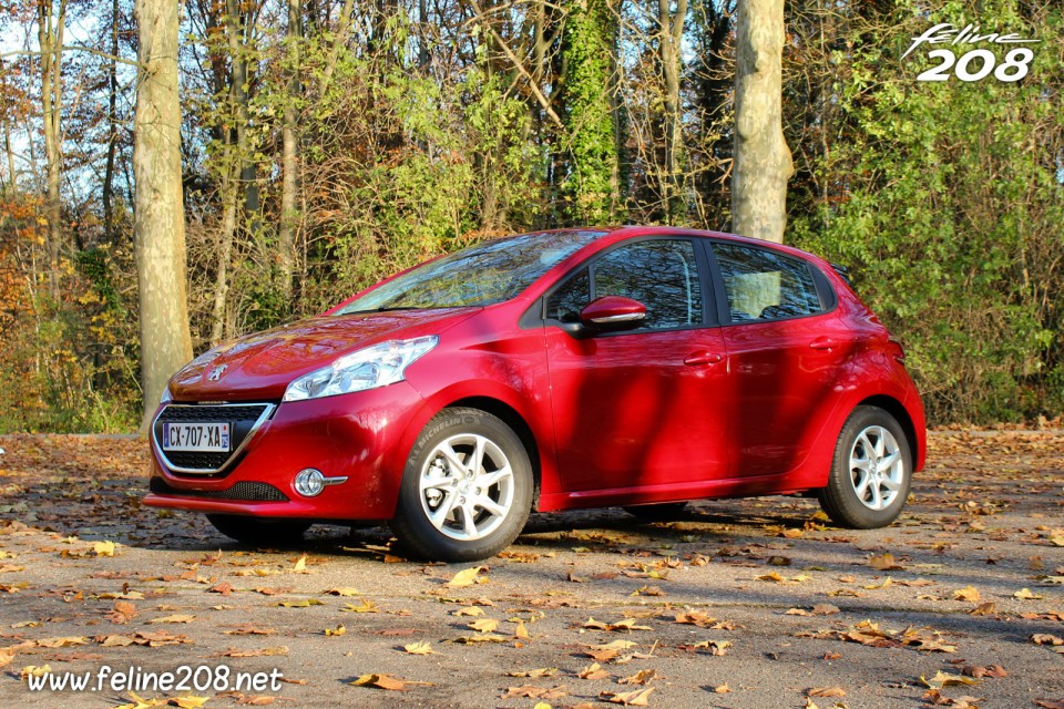 Photo Essai Peugeot 208 Active Rouge Rubi - 1.2l e-VTi 82 ETG5 - 1-014