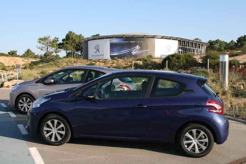 Essais Peugeot 208 Active Blue Lion 3 portes 018