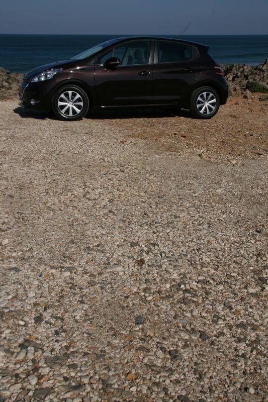 Essai Peugeot 208 Active Blue Lion - Rouge Noir 041
