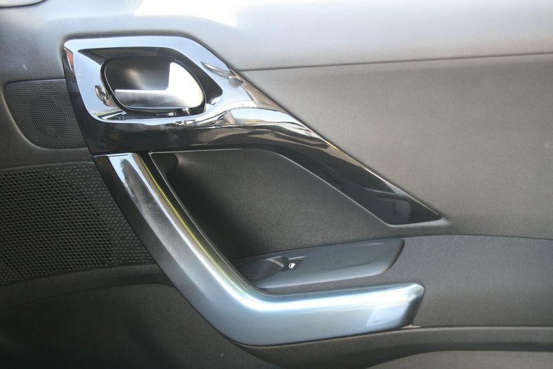 Panneau de porte Peugeot 208 106