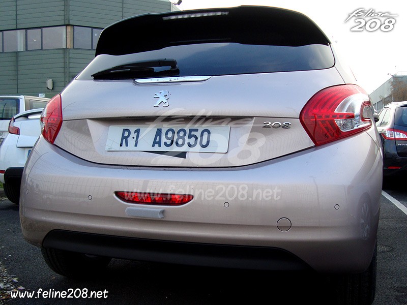 Coffre Peugeot 208 Vélizy