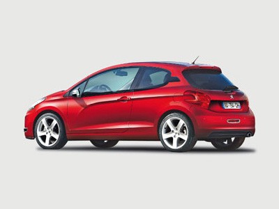 Photo montage Peugeot 208 Rouge