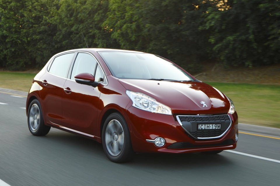 peugeot-208-allure-australia-1-021