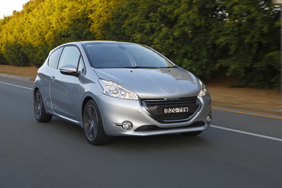 peugeot-208-allure-sport-turbo-australia-1-044