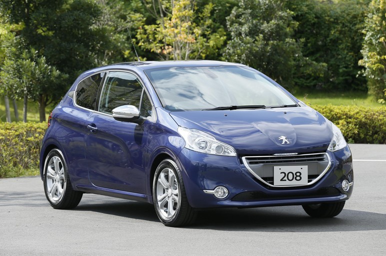 peugeot-208-japon-1-001