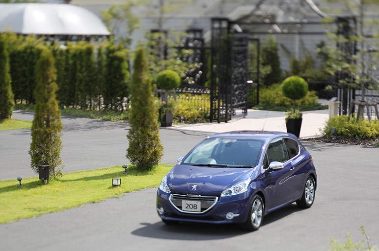 peugeot-208-japon-1-002
