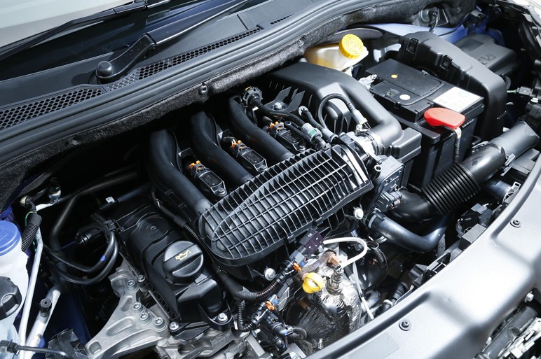 peugeot-208-japon-1-015