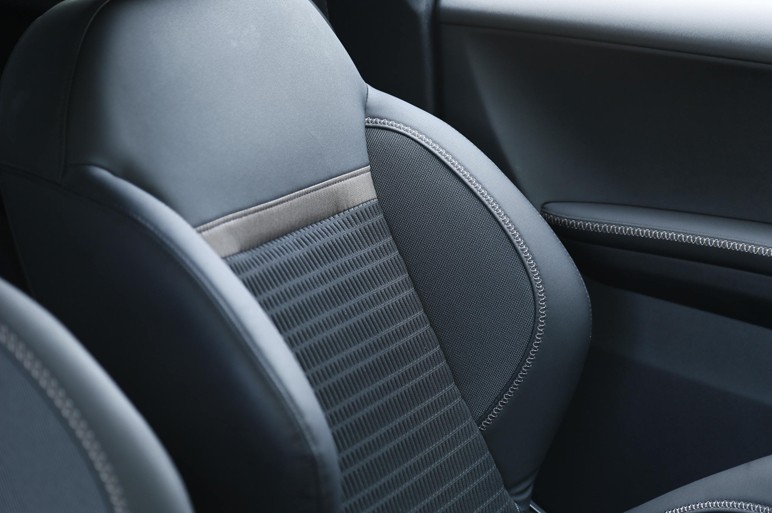 peugeot-208-japon-1-022
