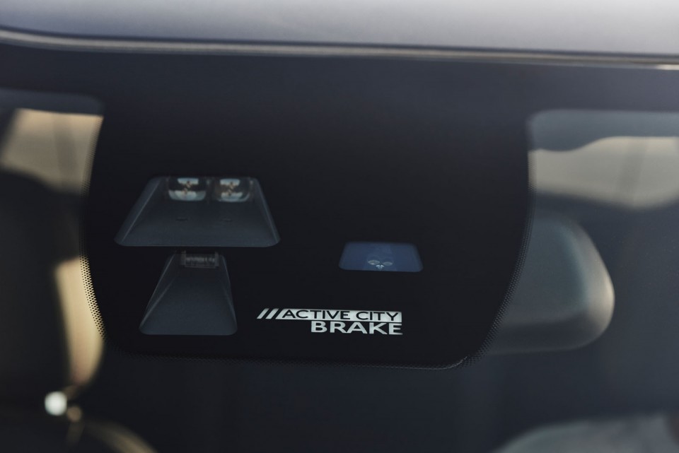 Photo système Active City Brake nouvelle Peugeot 208 restylée