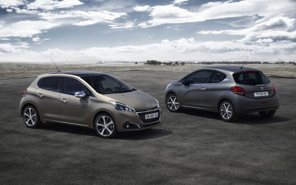 Photo nouvelles Peugeot 208 Ice Grey et Ice Silver restylées