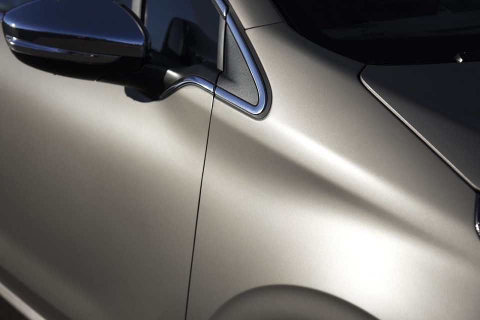 Photo nouvelle Peugeot 208 Féline Ice Grey restylée