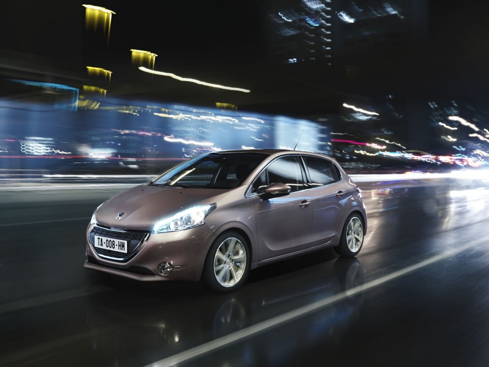 Peugeot 208 Allure Blossom Grey Photo Officielle 006