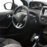 Intérieur Peugeot 208 Féline Statique Photo Officielle 013