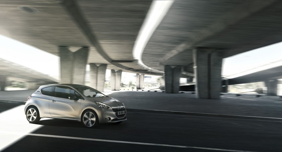 Peugeot 208 - Ice Velvet - 3 portes 005