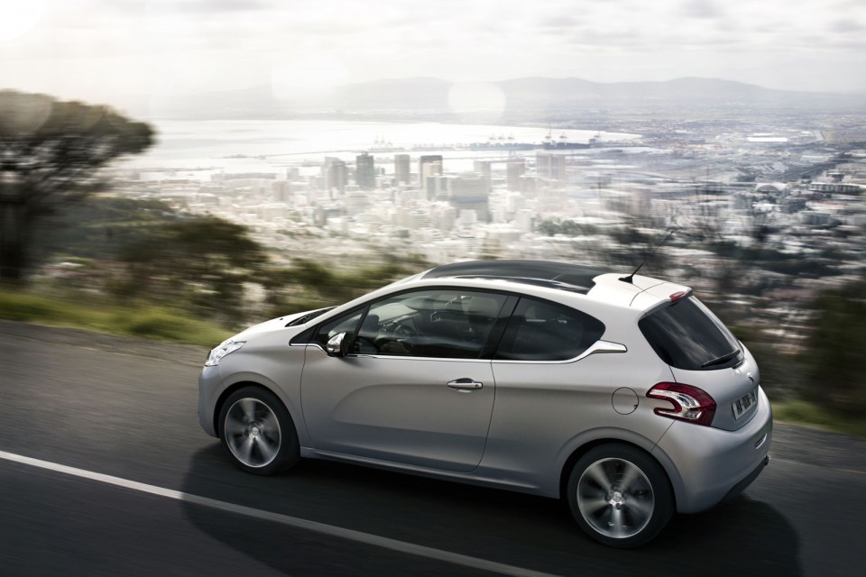 Peugeot 208 - Ice Velvet - 3 portes 011