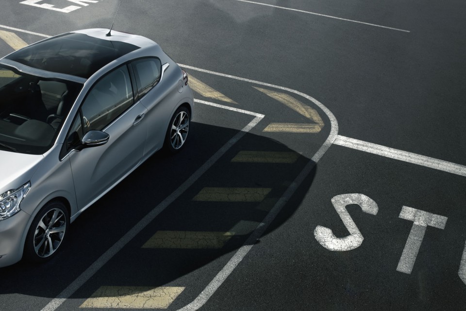 Peugeot 208 - Ice Velvet - 3 portes 013