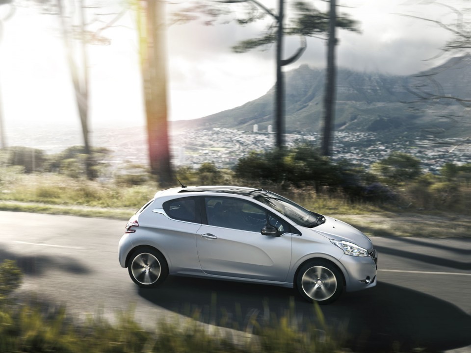 Peugeot 208 - Ice Velvet - 3 portes 055