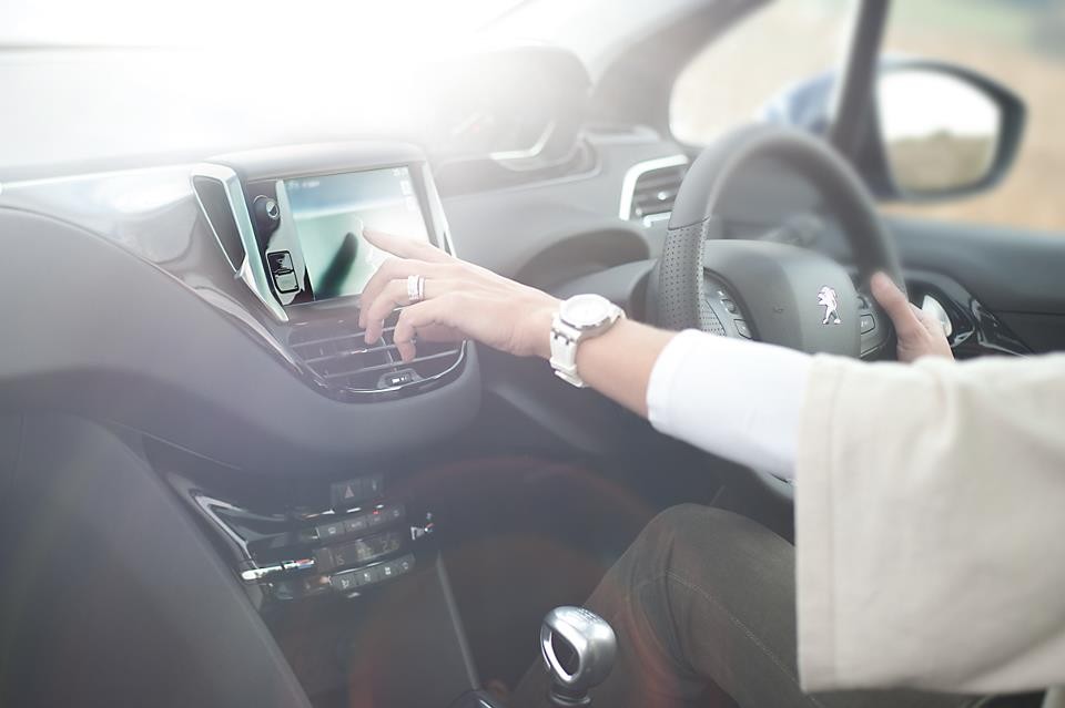 Intérieur 208 Féline Bleu Virtuel - Peugeot UK - 009