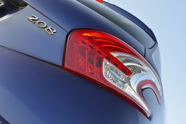 peugeot-208-south-africa-1-012