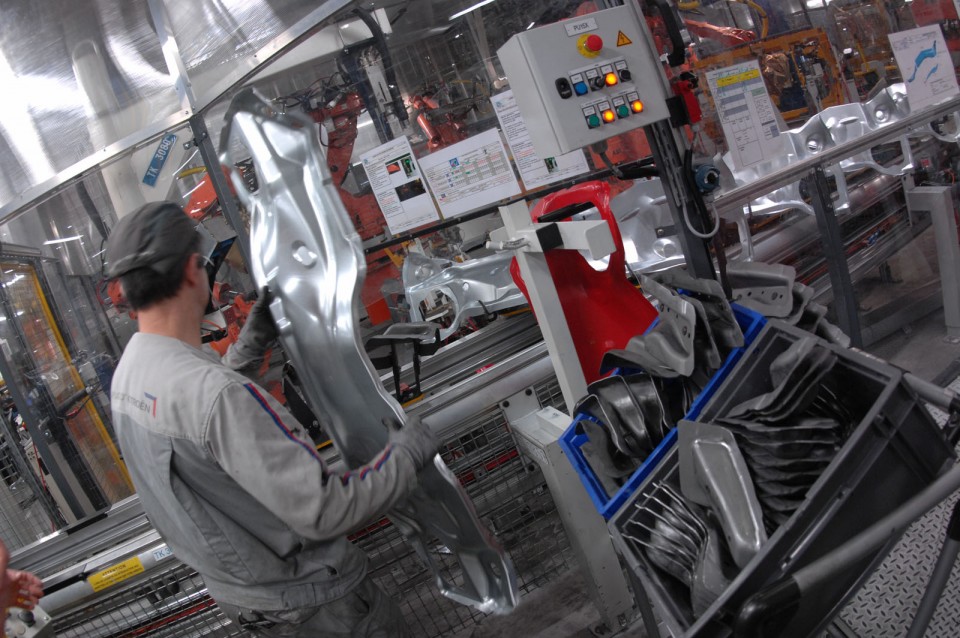 Production de la Peugeot 208 à Poissy - 018
