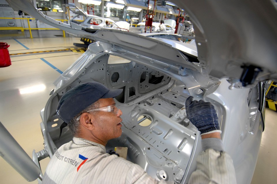 Production de la Peugeot 208 à Poissy - 048